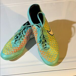 Nike Teal and Orange Sports Shoes